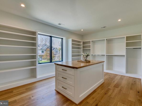 1127 Guilford Court, Mclean VA 22101