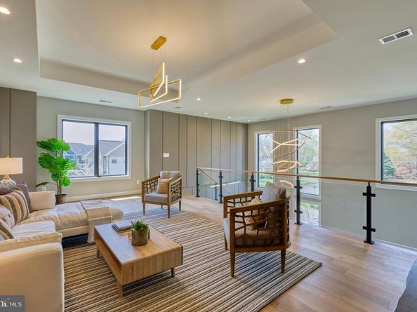 1127 Guilford Court, Mclean VA 22101
