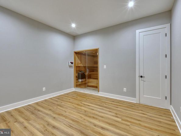 1127 Guilford Court, Mclean VA 22101
