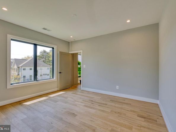 1127 Guilford Court, Mclean VA 22101