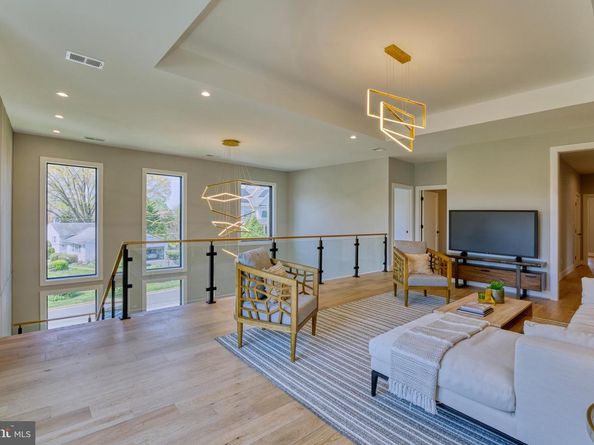 1127 Guilford Court, Mclean VA 22101