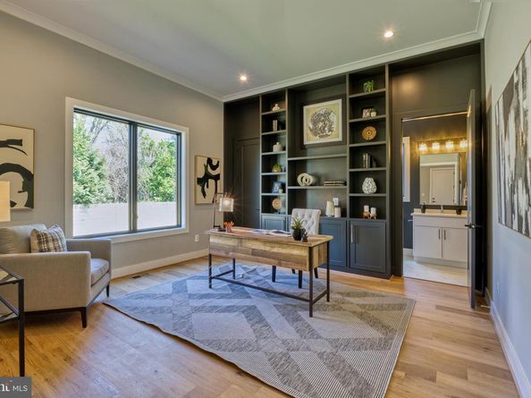 1127 Guilford Court, Mclean VA 22101
