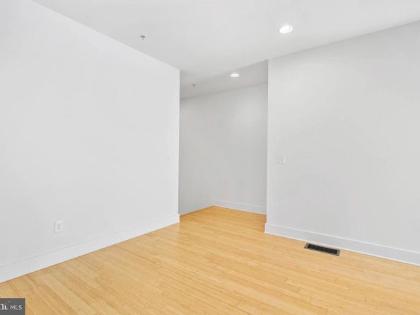2103 E Susquehanna Avenue, Philadelphia PA 19125