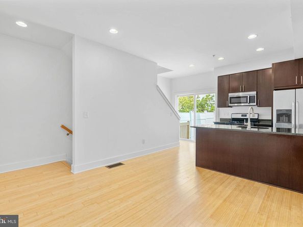 2103 E Susquehanna Avenue, Philadelphia PA 19125