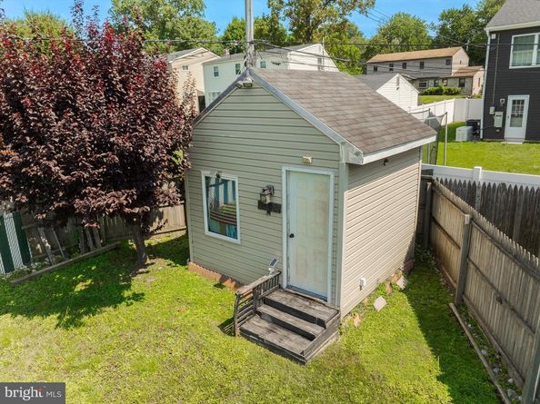 2817 Anzac Avenue, Abington PA 19001