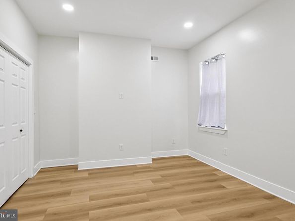 2240 N Howard Street, Philadelphia PA 19133