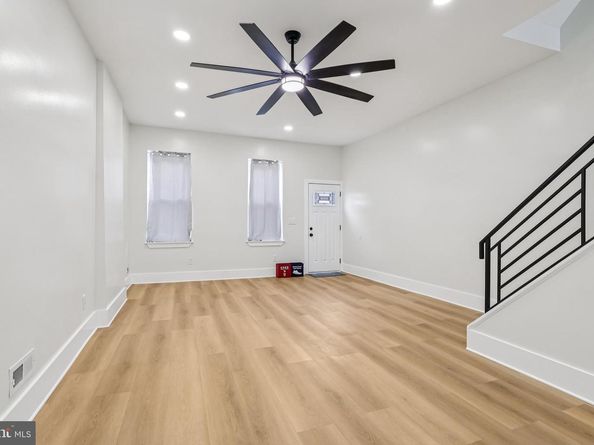 2240 N Howard Street, Philadelphia PA 19133
