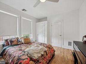 222 Buckingham Place, Philadelphia PA 19104