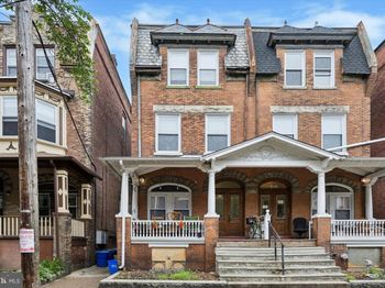 222 Buckingham Place