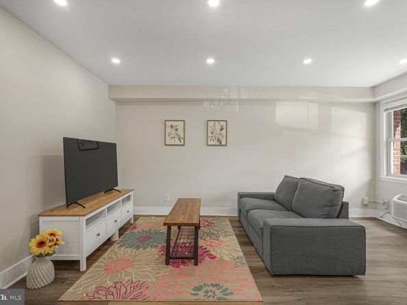 4637 20TH Road N, Arlington VA 22207