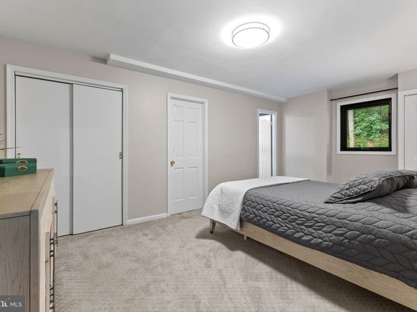 8908 Lynnhurst Drive, Fairfax VA 22031