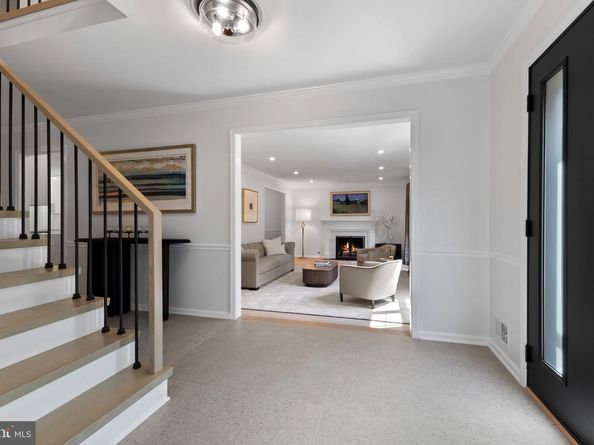 8908 Lynnhurst Drive, Fairfax VA 22031