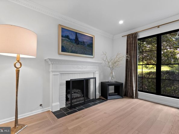 8908 Lynnhurst Drive, Fairfax VA 22031