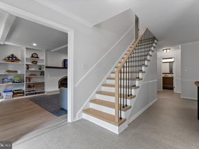 8908 Lynnhurst Drive, Fairfax VA 22031