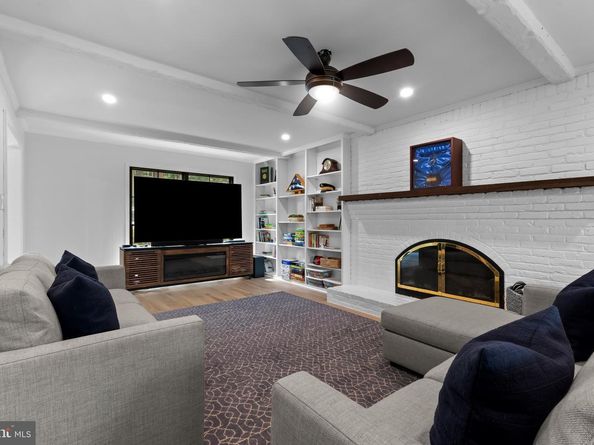 8908 Lynnhurst Drive, Fairfax VA 22031