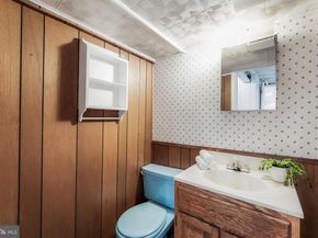7224 Roosevelt Avenue, Falls Church VA 22042