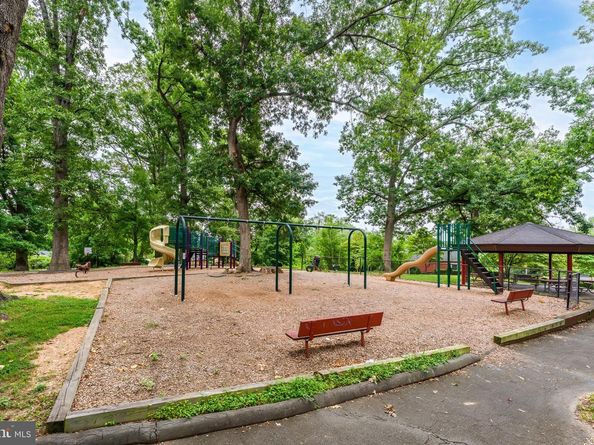 7224 Roosevelt Avenue, Falls Church VA 22042