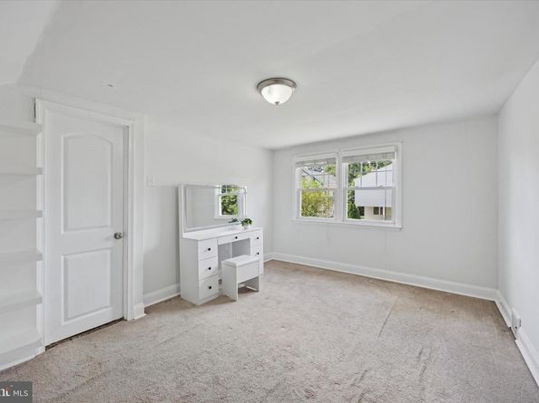 407 Swarthmore, Folsom PA 19033