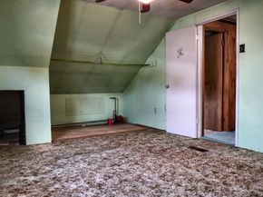 14 Appletree Drive, Levittown PA 19055