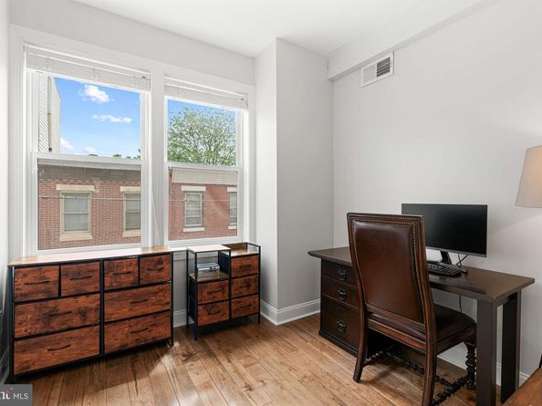 2117 Latona Street, Philadelphia PA 19146