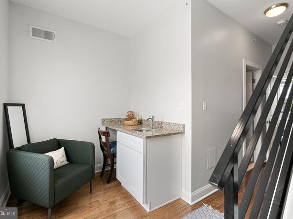 2117 Latona Street, Philadelphia PA 19146