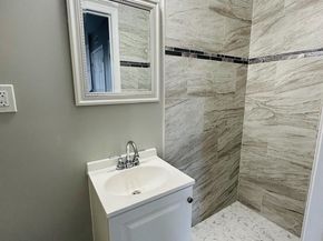 6637 N Bouvier St, Philadelphia PA 19126