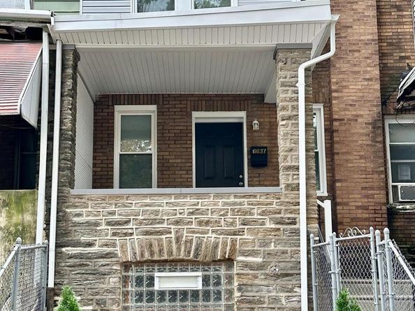 6637 N Bouvier St, Philadelphia PA 19126