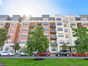 701 Swann Avenue 103, Alexandria VA 22301