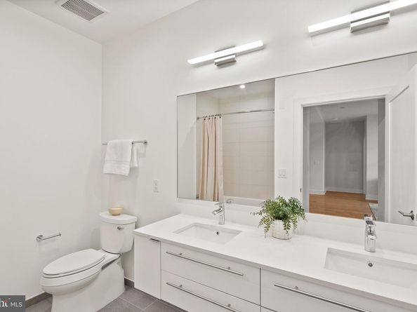701 Swann Avenue 103, Alexandria VA 22301