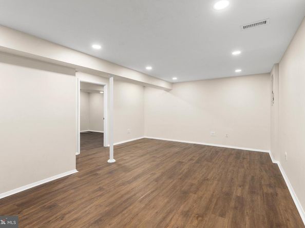 11751 Mossy Creek Lane, Reston VA 20191