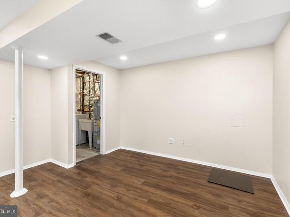 11751 Mossy Creek Lane, Reston VA 20191
