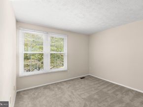11751 Mossy Creek Lane, Reston VA 20191