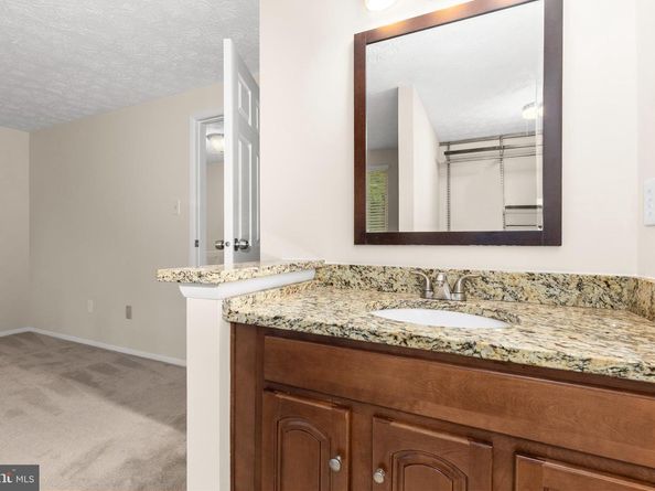 11751 Mossy Creek Lane, Reston VA 20191