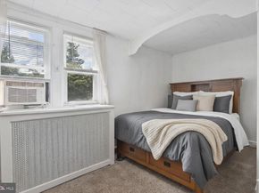 128 E Cooke Avenue, Glenolden PA 19036