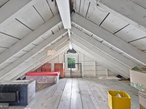 128 E Cooke Avenue, Glenolden PA 19036