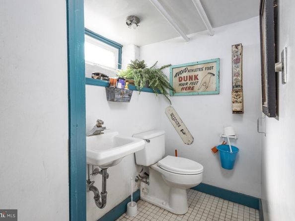 221 S Easton Road, Glenside PA 19038