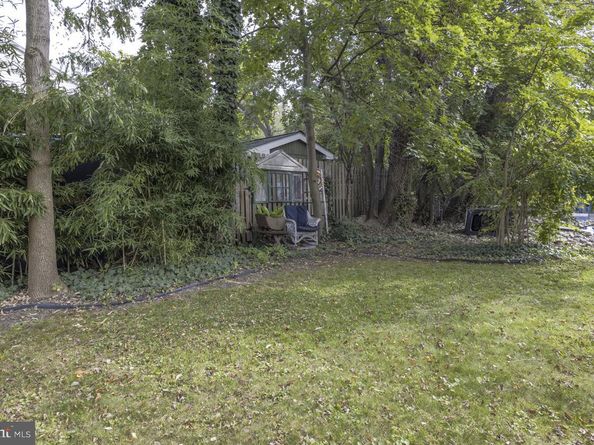 221 S Easton Road, Glenside PA 19038