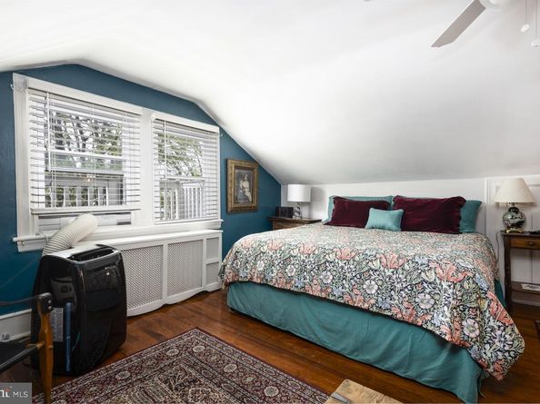 221 S Easton Road, Glenside PA 19038