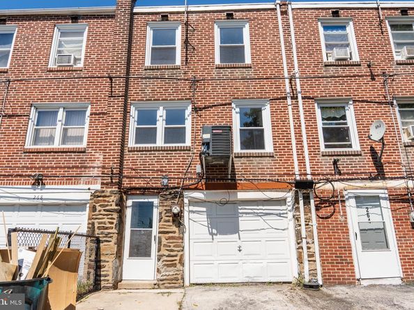 266 W Washington Avenue, Clifton Heights PA 19018