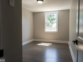 266 W Washington Avenue, Clifton Heights PA 19018