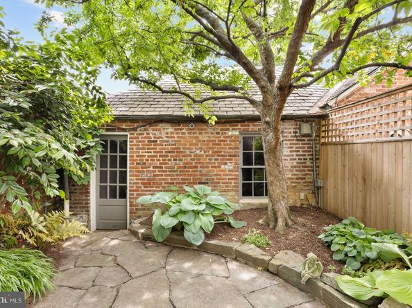3334 Reservoir Road NW, Washington DC 20007