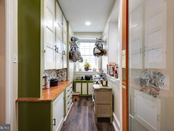 475 Harper Avenue, Drexel Hill PA 19026