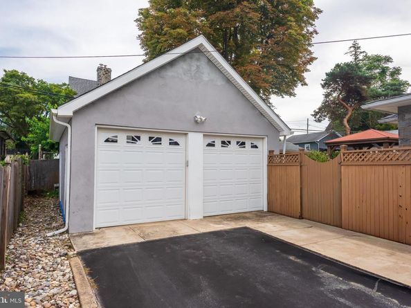 475 Harper Avenue, Drexel Hill PA 19026