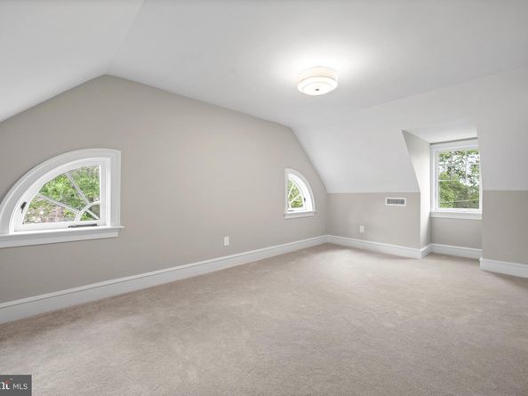 200 Hilldale Road, Villanova PA 19085