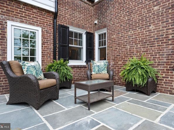 200 Hilldale Road, Villanova PA 19085