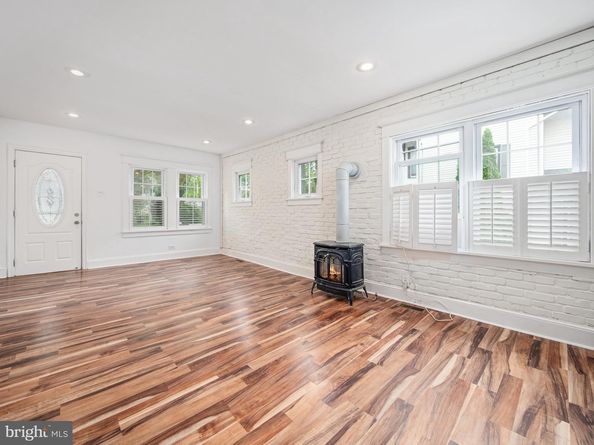 408 Summit Avenue, Fort Washington PA 19034
