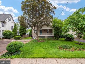 408 Summit Avenue, Fort Washington PA 19034