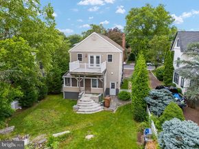 408 Summit Avenue, Fort Washington PA 19034