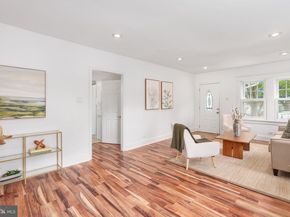 408 Summit Avenue, Fort Washington PA 19034