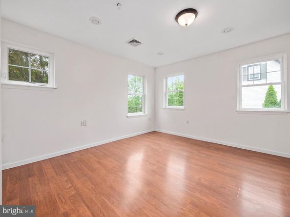 408 Summit Avenue, Fort Washington PA 19034